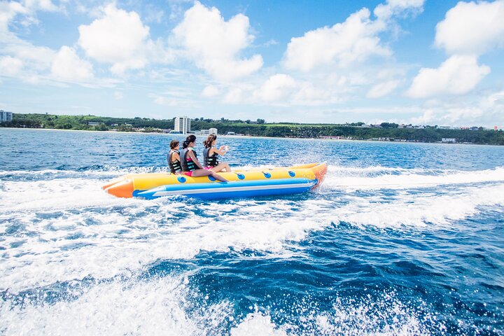 Pattaya Beach Banana Boat Splash