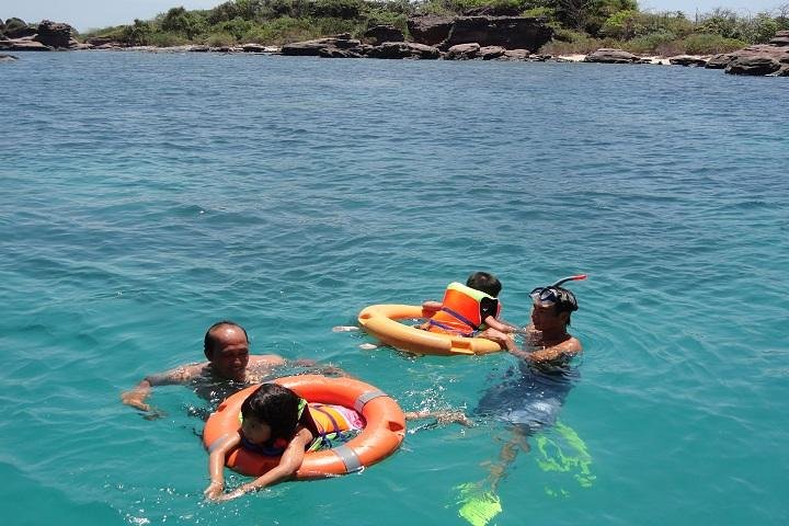 SNORKELING AND FISHING
