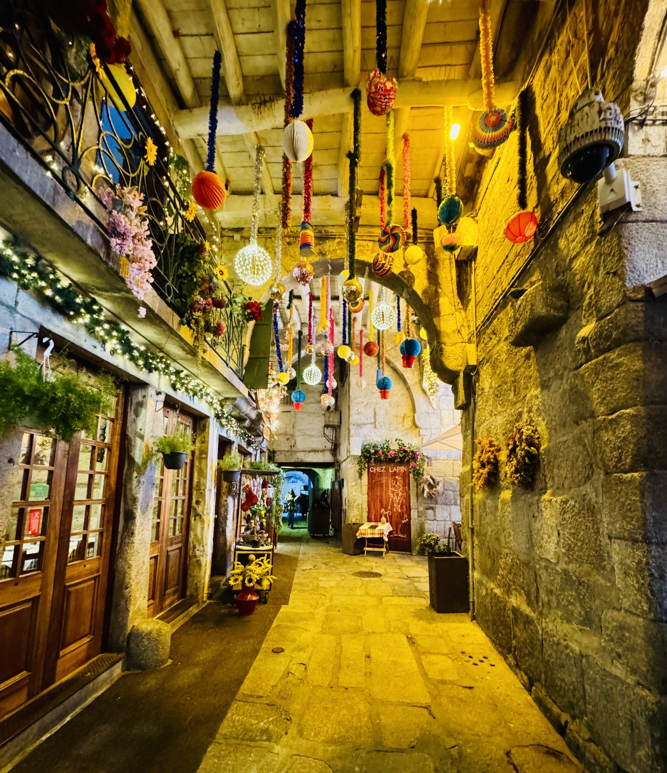 Porto "old town" Walking Tour with river cruise (Small-groups)