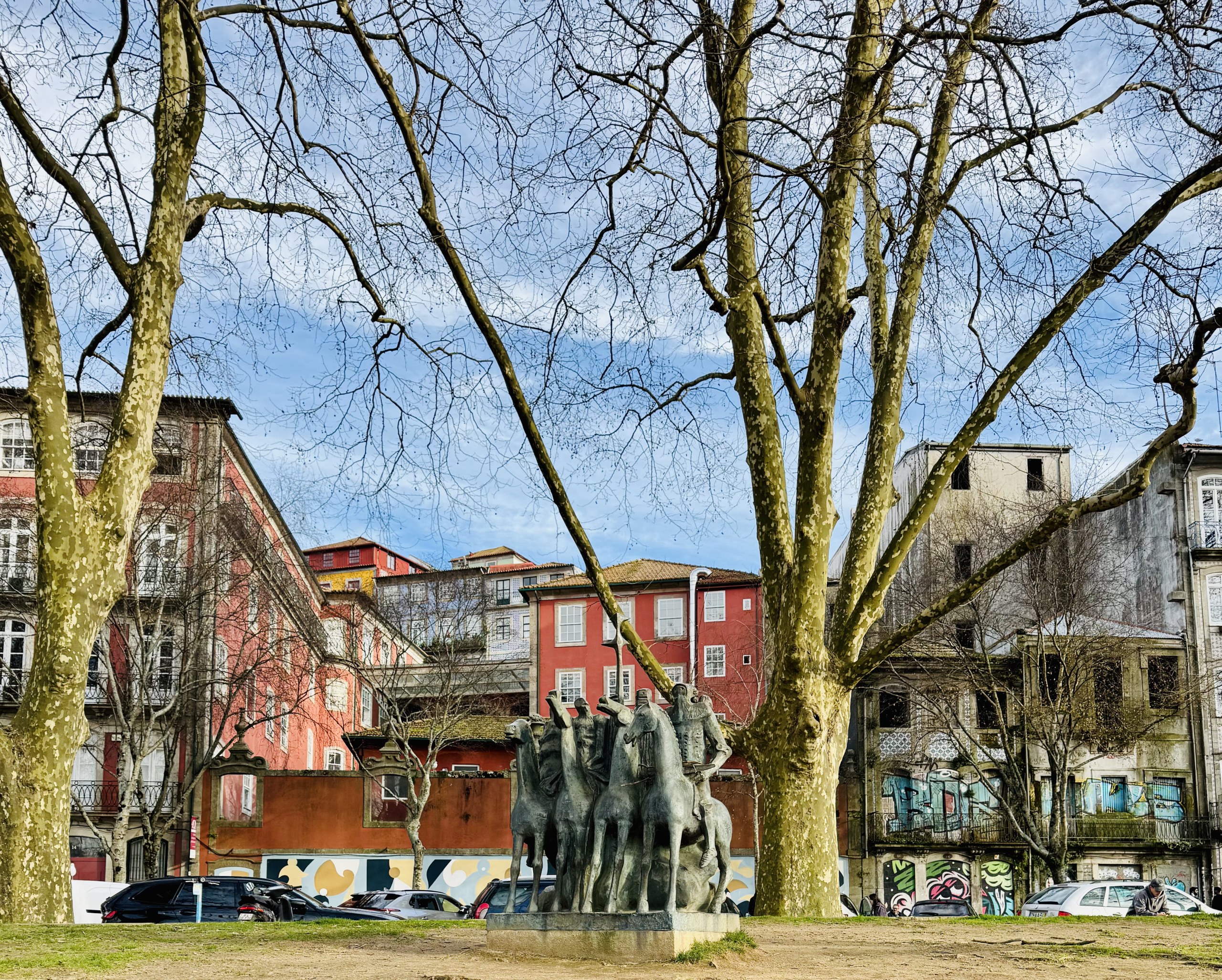 Porto "old town" Walking Tour with river cruise (Small-groups)