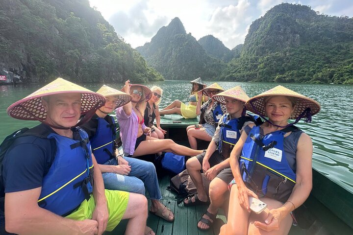 Premium 2D1N Balcony Cruise – Halong & Lan Ha Bay Luxury Trip