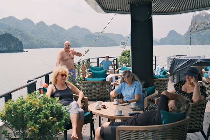 Premium 5 Star Day Cruise Discover the beauty Halong- Lan Ha Bay
