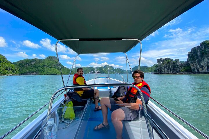Private Canoe Adventure: Discover the Best of Halong & Lan Ha Bay