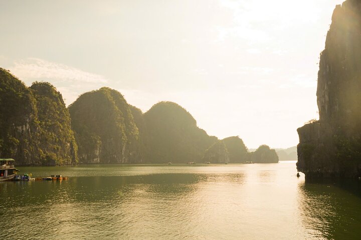 Private Canoe Discover the Best of Halong- Lan Ha Bay from harbor
