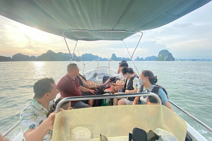 Halong- Lan Ha Bay: Kayak, swim- Private Canoe from Cat Ba Island