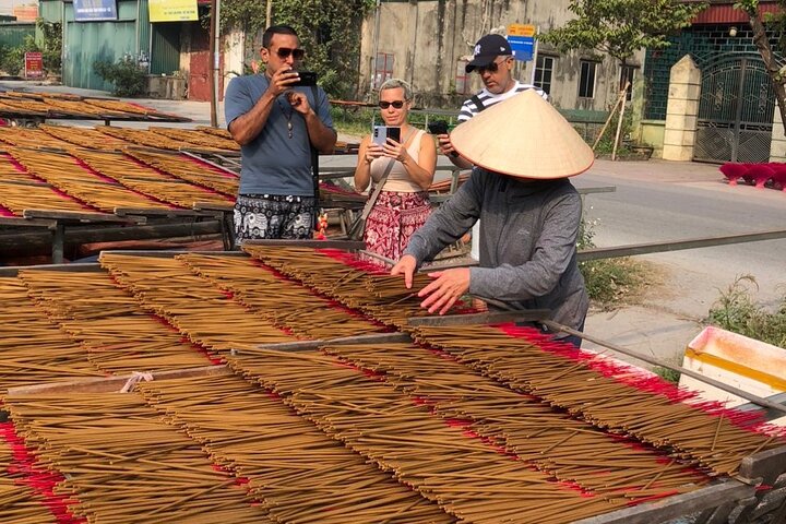 Private Day Trip: The Best of Incense Village, Hoa Lu & Tam Coc