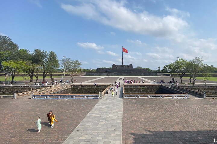Hue city -private full day guided tour with 5 must see place