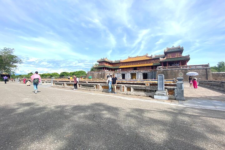 Hue city -private full day guided tour with 5 must see place