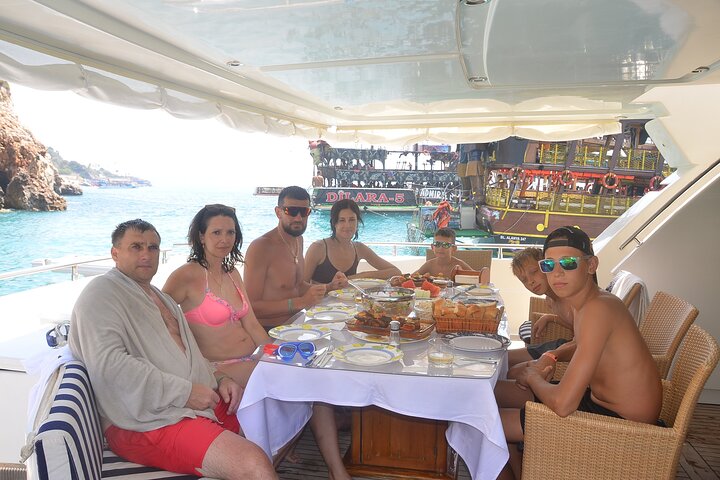 Private Luxury All-inclusive Alanya Yacht Tour from Side