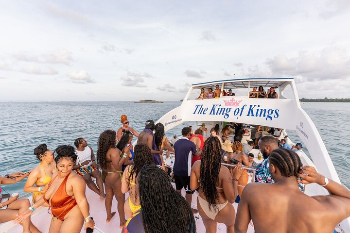 Private Party Boat and Snorkeling Adventure in Puerto Plata