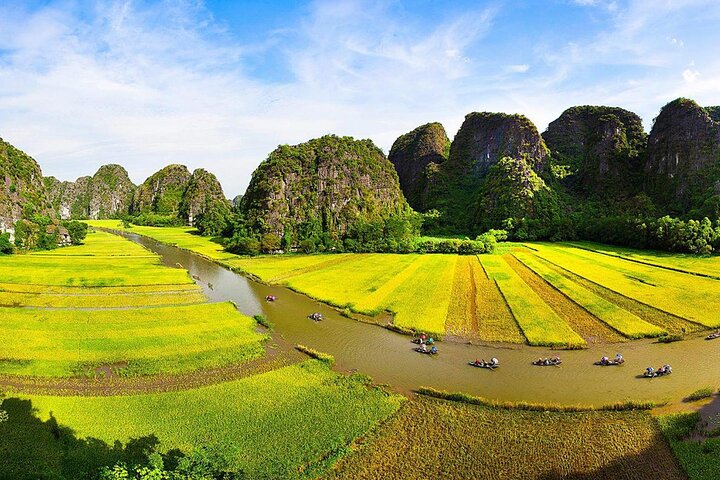 Tam Coc stream