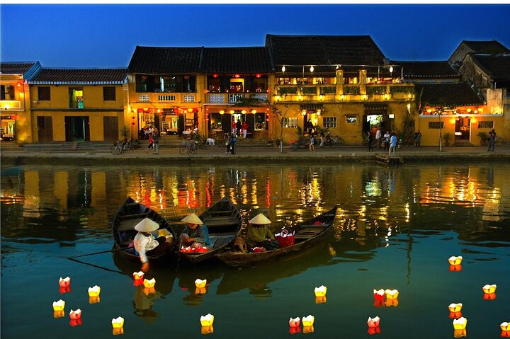 Private Trip To Marble Mountains & Hoi An Town From Danang