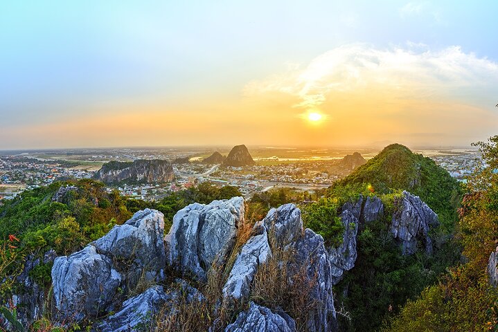 Private Trip To Marble Mountains & Hoi An Town From Danang