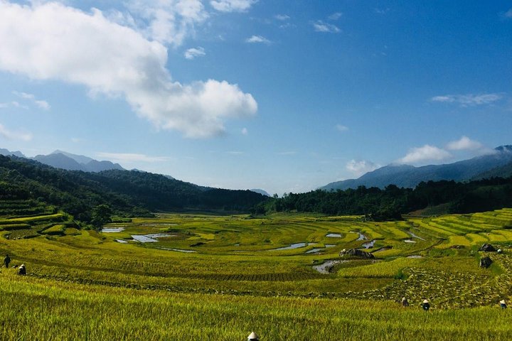 Pu Luong 3 Days Small Group Tour from Hanoi, Full Services
