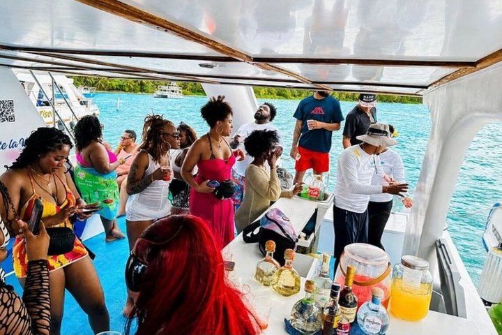 Punta Cana Adults Only Party Boat Snorkeling and Natural Pool