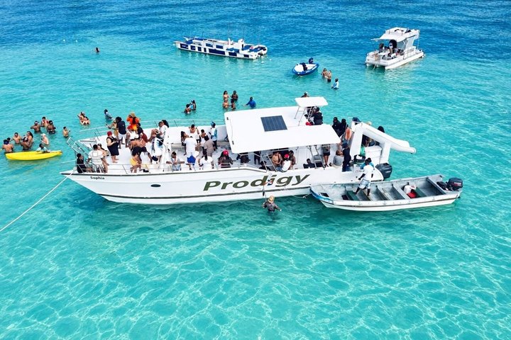 Punta Cana Luxury Party Boat with Snorkeling Sandbar and Open Bar