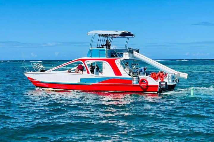 Punta Cana Private Family Boat Cruise with Snorkeling