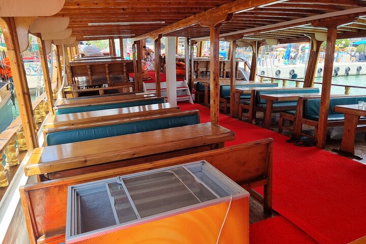 Relax Boat Tour with Lunch and Soft Drinks in Alanya