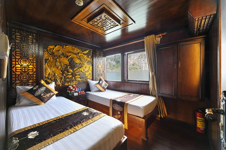 Renea Cruise- Boutique Overnight Cruise in Bai Tu Long Bay ( 2D1N Tour)