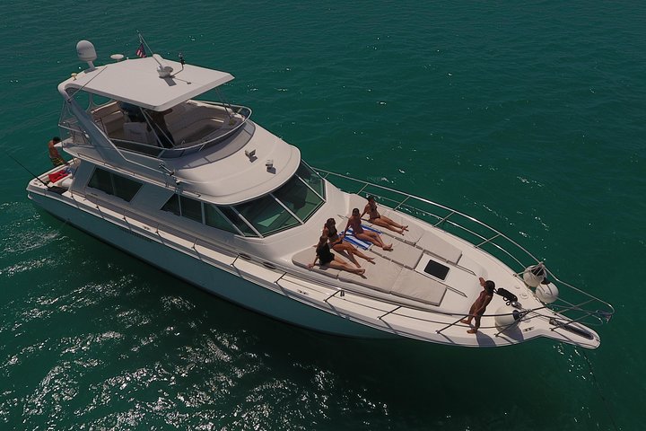 Rent a Private 55 Yacht for 4 hrs from Playa Mujeres -SR55H4