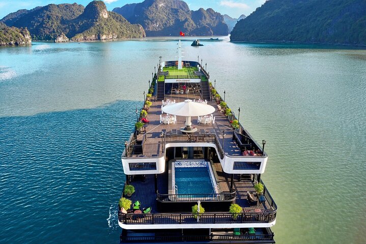 RITA CRUISE - BEST LUXURY CRUISE in HALONG BAY from HANOI