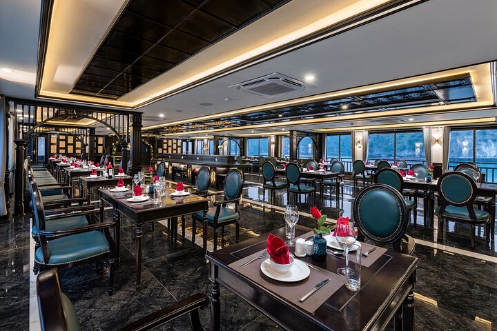 RITA CRUISE - BEST LUXURY 5 STAR CRUISE in HALONG BAY from HANOI