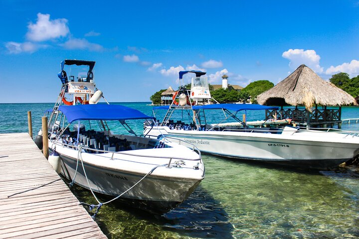 Rosario Islands Day Trip: Snorkel & Sunbathe at Isla del Sol