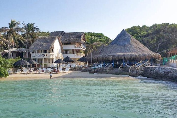 Rosario Islands Day Trip: Snorkel & Sunbathe at Isla del Sol