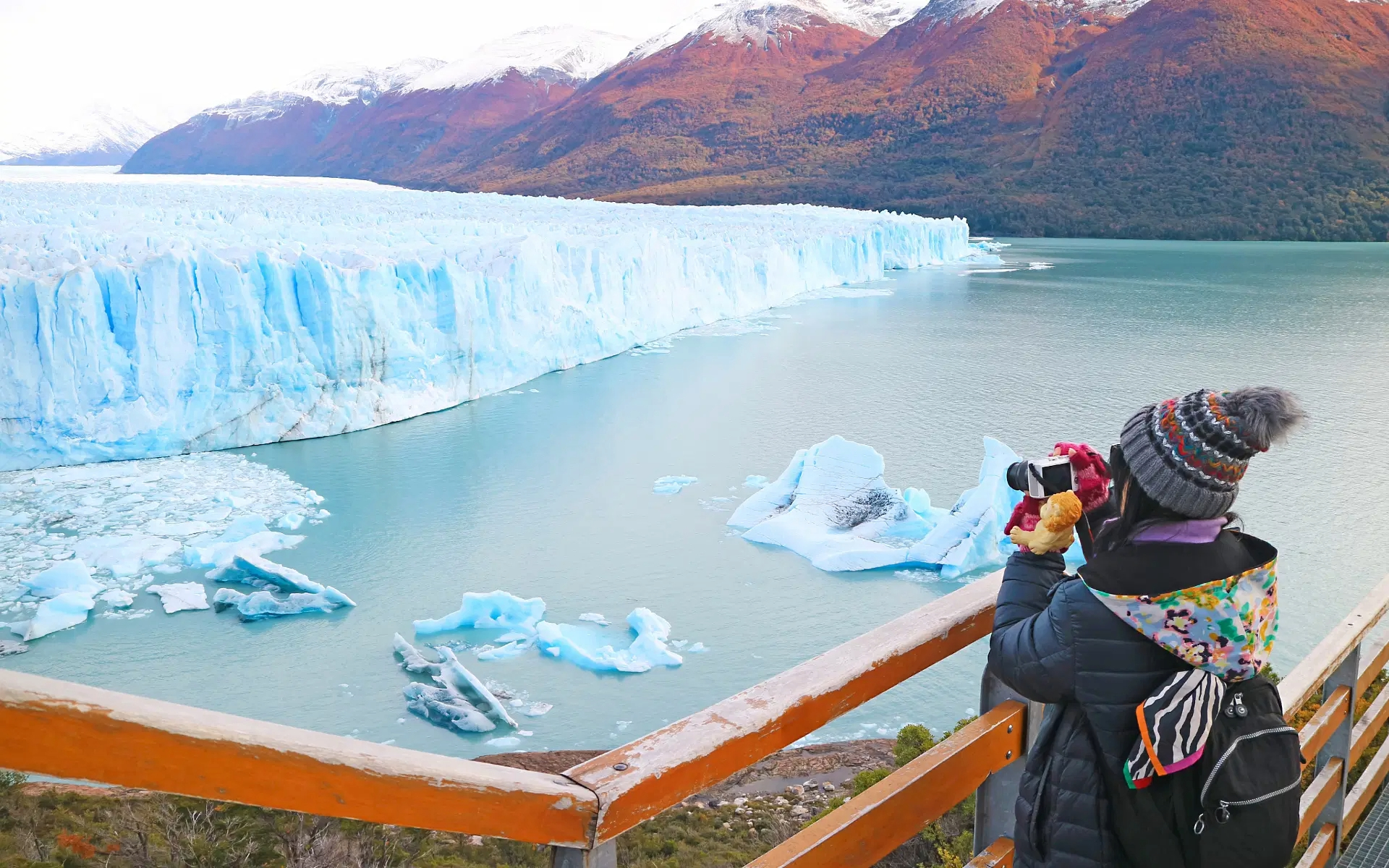 Safari Nautico y Pasarelas en el Glaciar Perito Moreno desde El Calafate