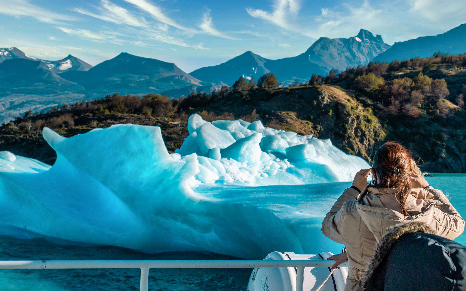 Safari Nautico y Pasarelas en el Glaciar Perito Moreno desde El Calafate