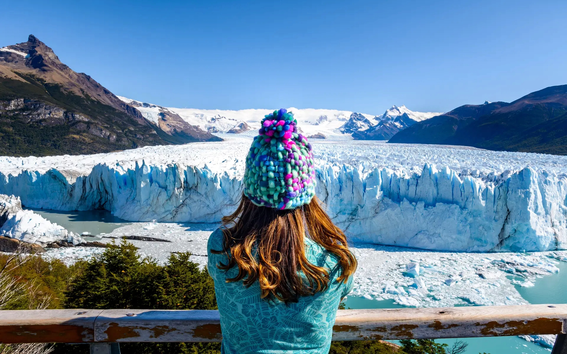 Safari Nautico y Pasarelas en el Glaciar Perito Moreno desde El Calafate