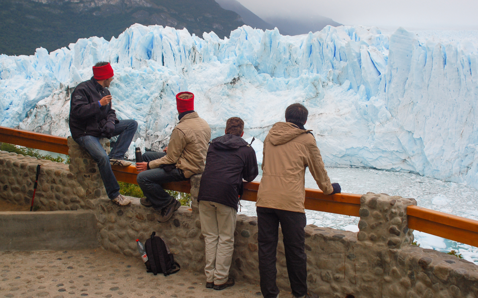 Safari Nautico y Pasarelas en el Glaciar Perito Moreno desde El Calafate