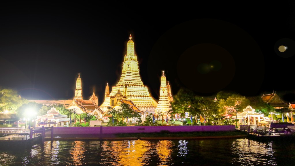 Saffron Luxury 4 Course Dinner Cruise on Bangkok’s River of Kings