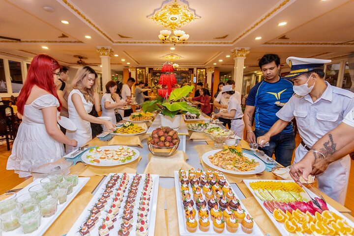 Buffet Line 2