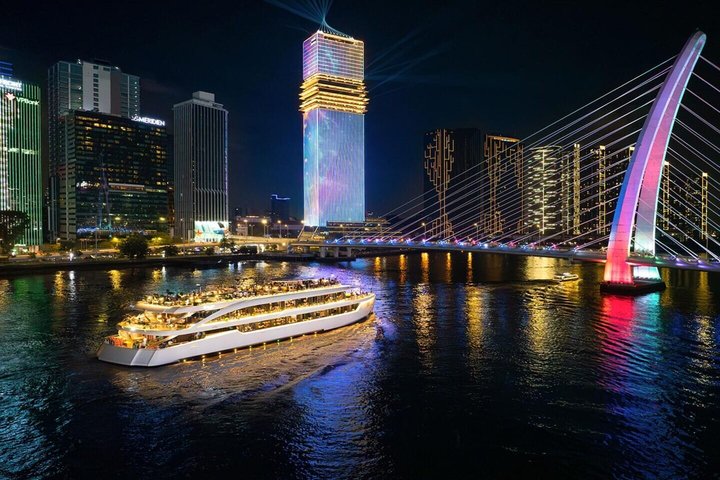 Saigon Water Puppet Show with Elegant Dinner Cruise