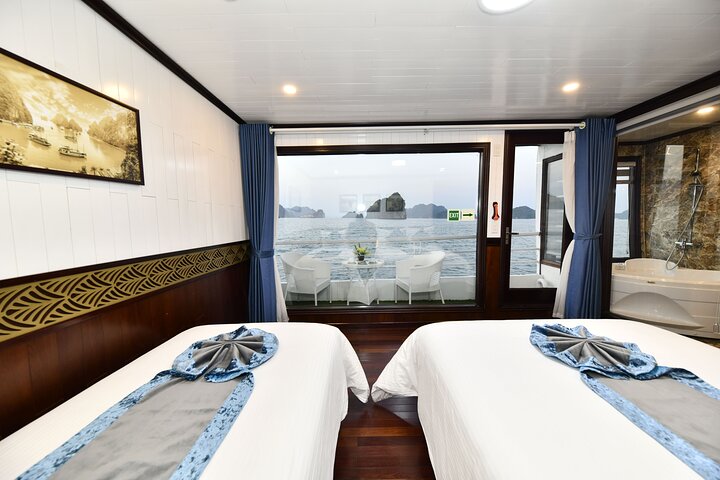 Sapphire Cruise 3 Days 2 Nights (2 Nights on Boat )
