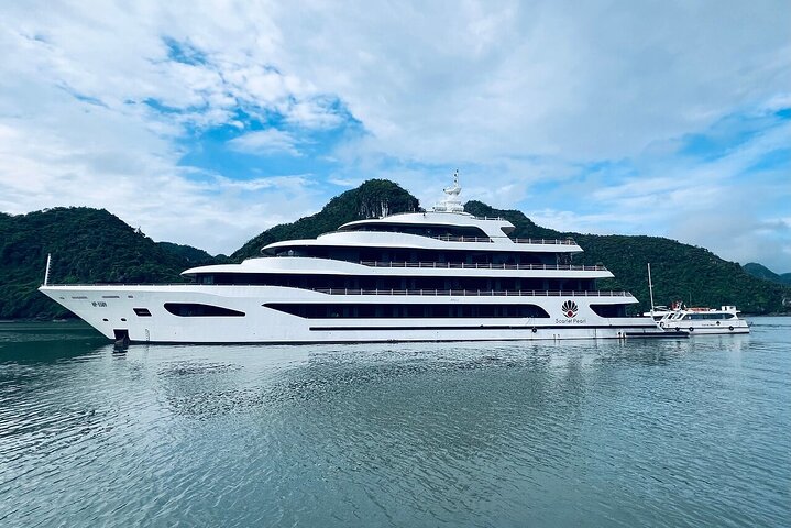 Scarlet Pearl Cruise-The Pearl of Ha Long Wonder ( 2 Days 1 Night)