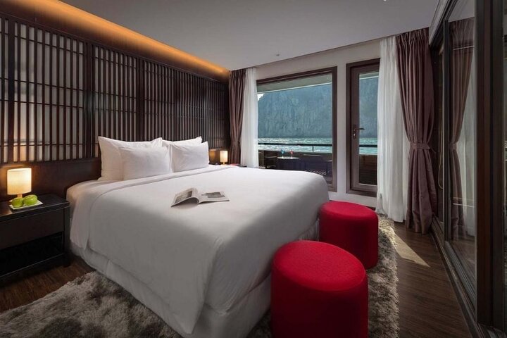 Scarlet Pearl Cruise-The Pearl of Ha Long Wonder ( 2 Days 1 Night)