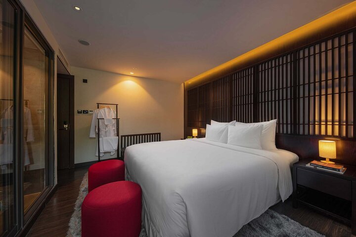 Scarlet Pearl Cruise-The Pearl of Ha Long Wonder ( 2 Days 1 Night)