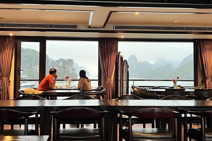 Scarlet Pearl Cruise-The Pearl of Ha Long Wonder ( 2 Days 1 Night)