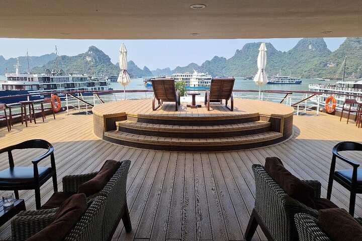 Scarlet Pearl Cruise-The Pearl of Ha Long Wonder ( 2 Days 1 Night)