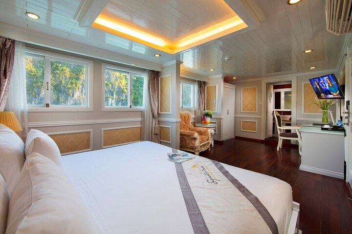Signature Halong Cruise 2 Day Bai Tu Long Bay (Less Tourist Area)