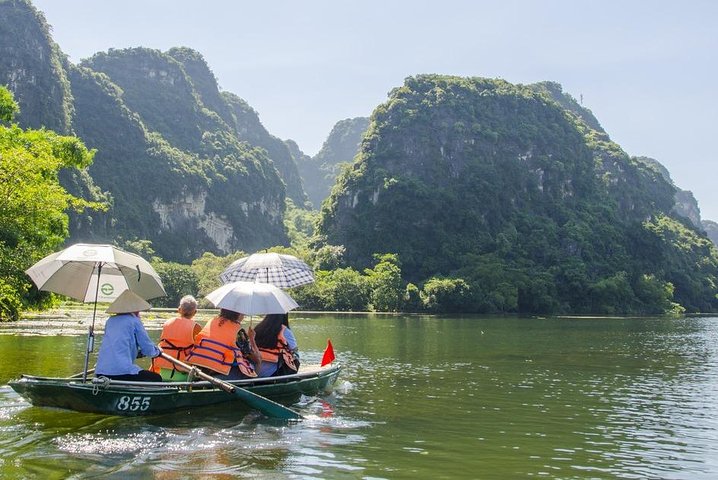 Small Group Ninh Binh Tour : Bai Dinh Trang An Mua Cave Day Tour from Hanoi