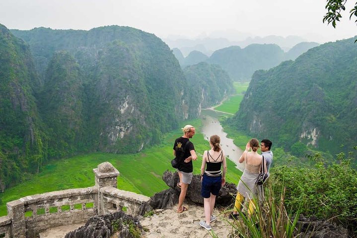 Small Group Ninh Binh Tour : Bai Dinh Trang An Mua Cave Day Tour from Hanoi