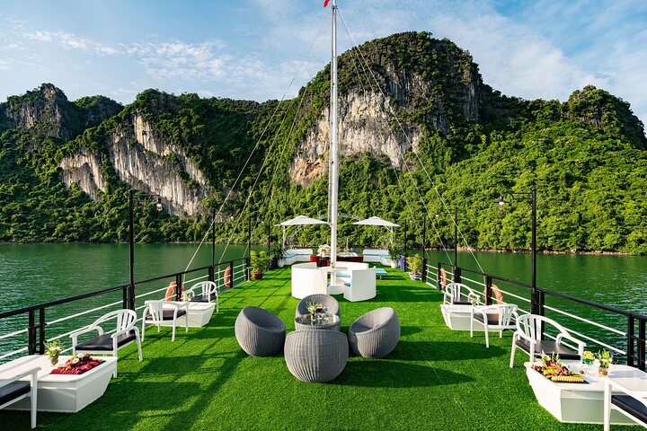 Sonata Halong Bay Luxury Cruise From Hanoi, Daily Operated