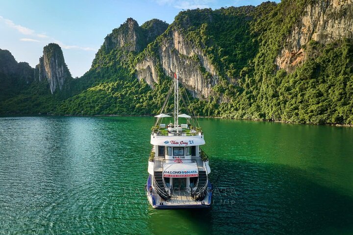 Sonata Halong Bay Luxury Cruise From Hanoi, Daily Operated