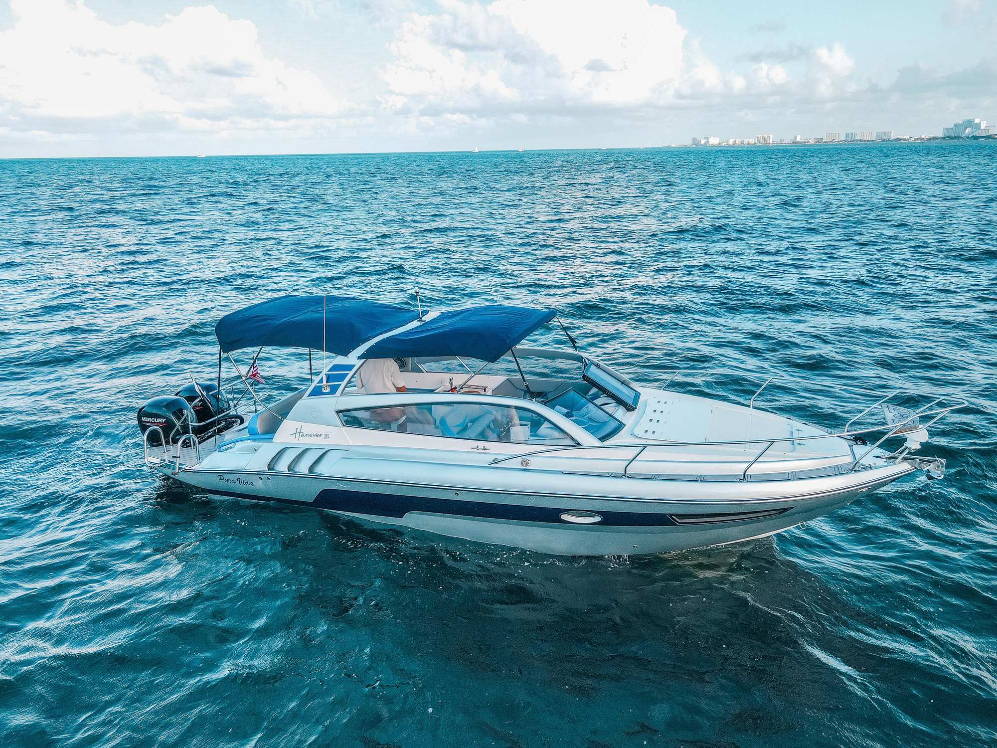 Sport Boat 34 with Cabin and Bathrom for snorkeling and visit Isla Mujeres