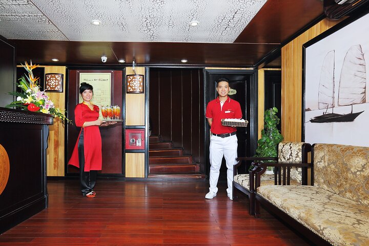 Starlight Cruise - Halong Bay Luxury Cruise 2 Days Tour
