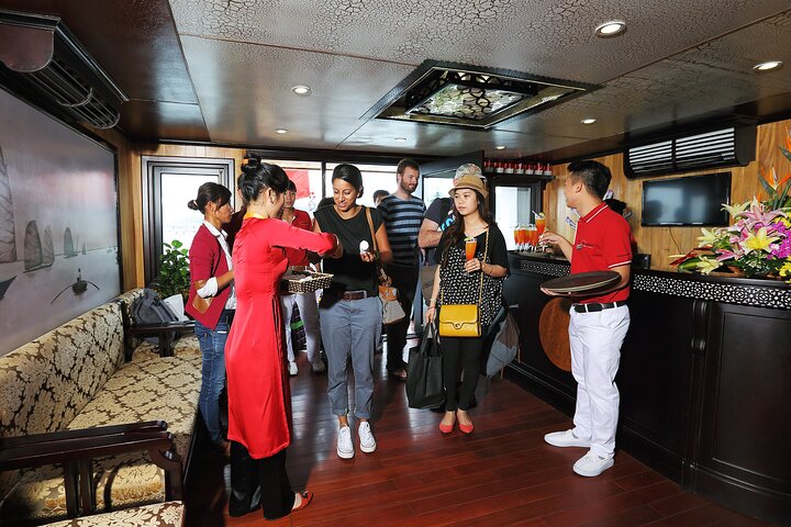 Starlight Cruise - Halong Bay Luxury Cruise 2 Days Tour