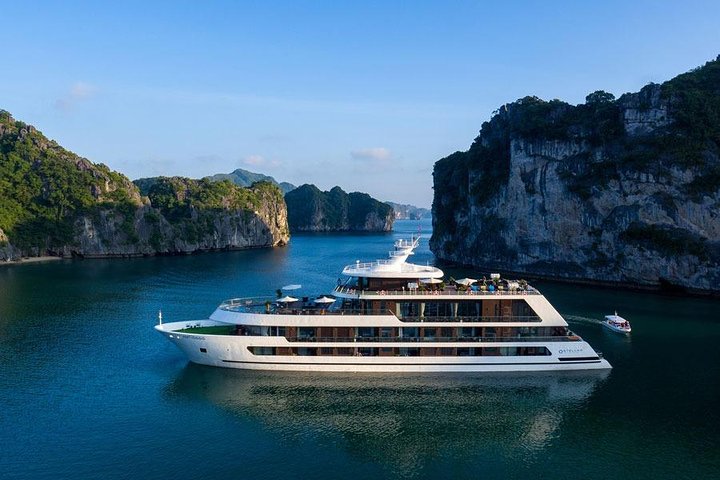 Stellar of The Sea Cruise -The Greatest Modern Yatch in Ha Long -Lan Ha Bay